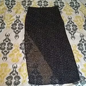 NWOT H&M Animal Print Skirt w/ Right Slit